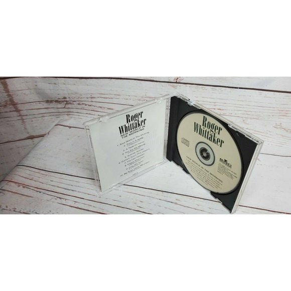 Vintage Roger Whittaker New World in the Morning Vocal 1 Disc CD Music - Picture 8 of 9